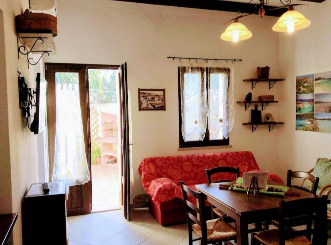B&B Su Frori Arrubiu Teulada Exteriér fotografie