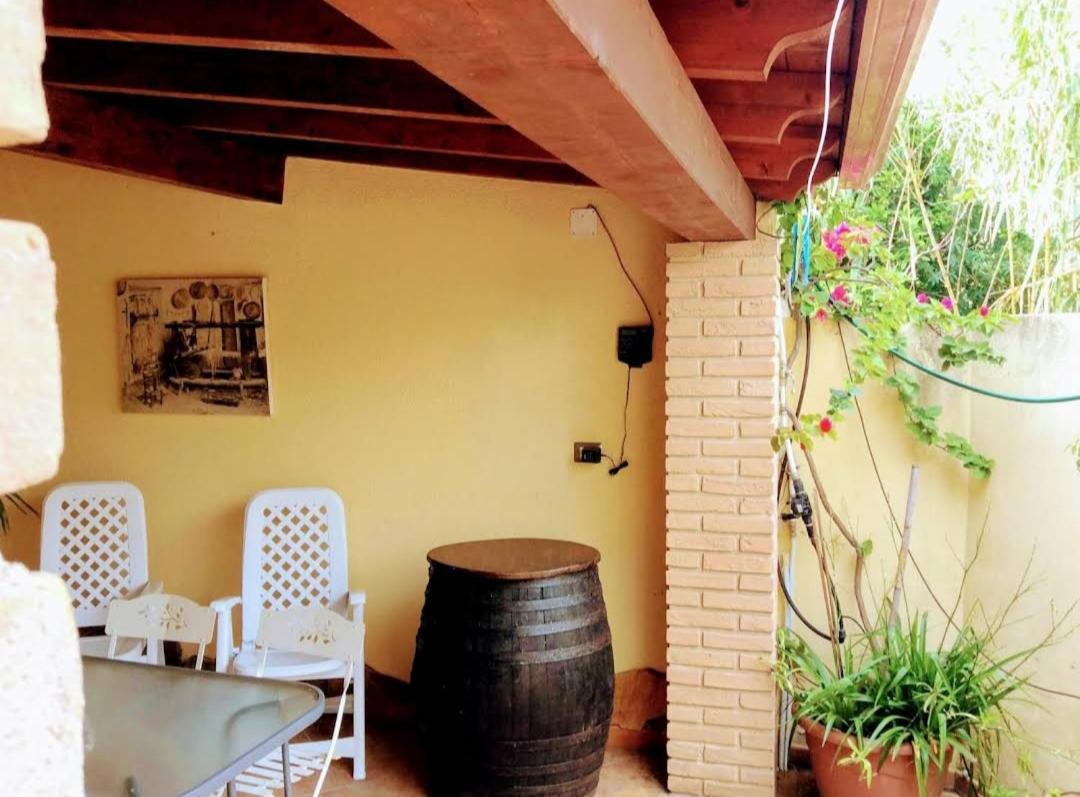 B&B Su Frori Arrubiu Teulada Exteriér fotografie